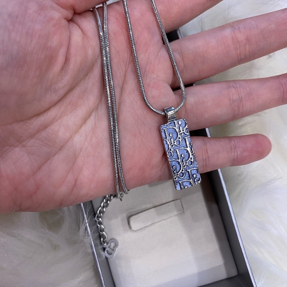 Authentic vintage Dior blue trotter necklace - Picture 6 of 8